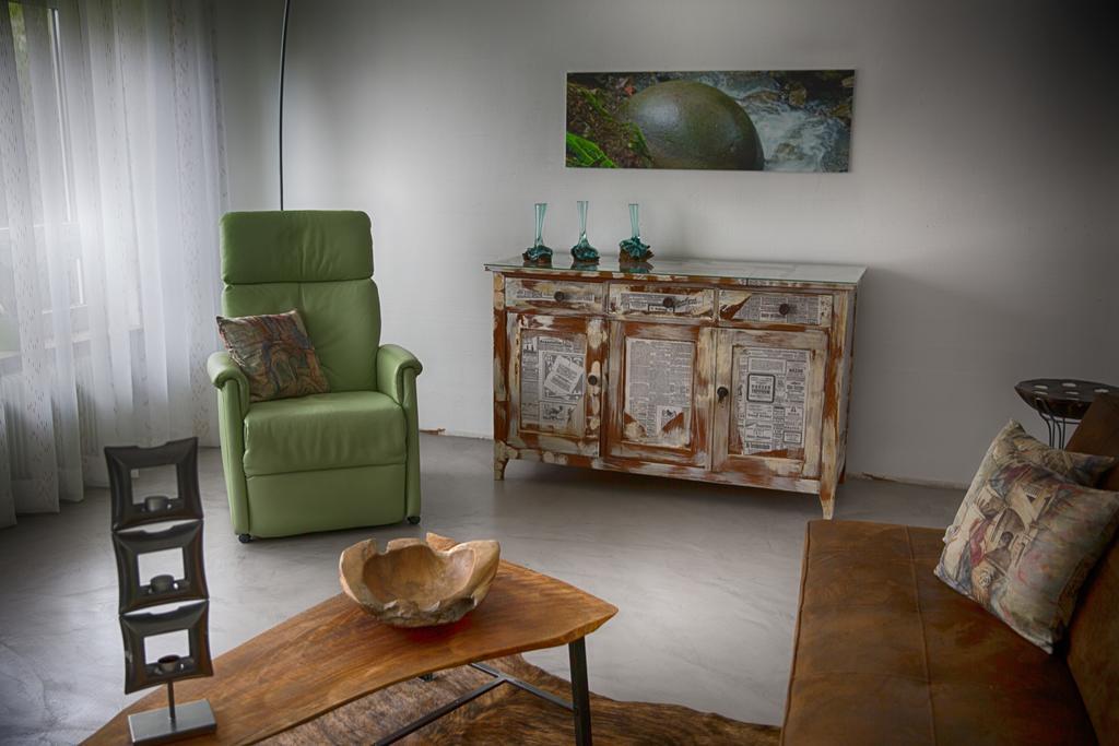 Avantgarde Living *